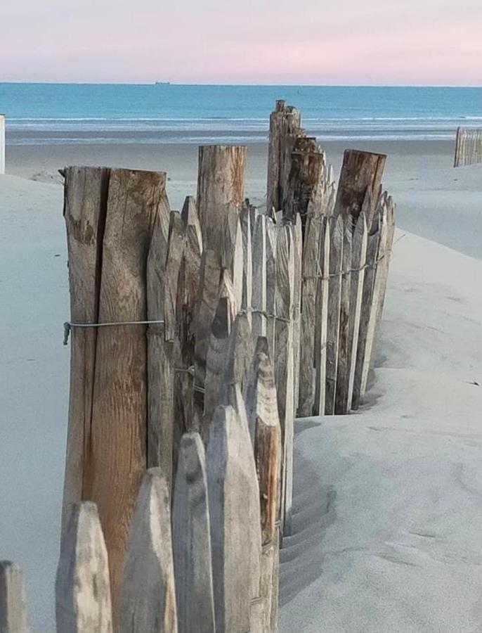 Le Presbytere Des Baraques A Bleriot-Plage - Apt 3 Sangatte Eksteriør bilde
