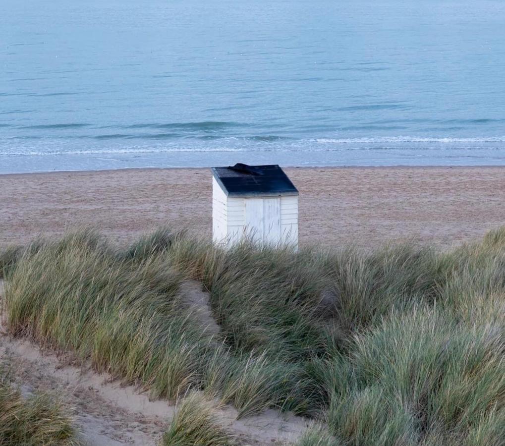 Le Presbytere Des Baraques A Bleriot-Plage - Apt 3 Sangatte Eksteriør bilde